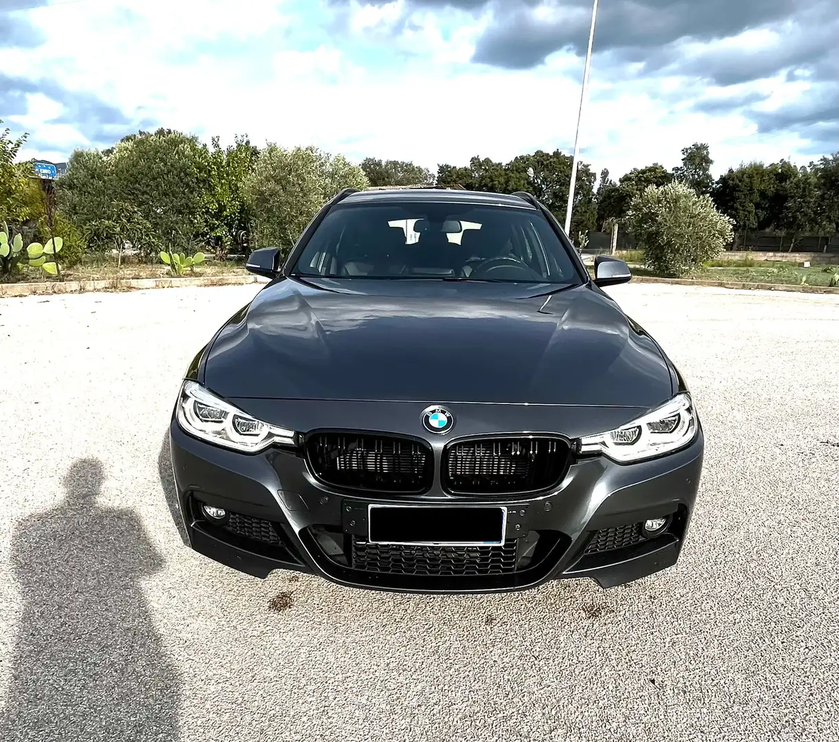 BMW 318 318d Touring M Sport Grigio - 2