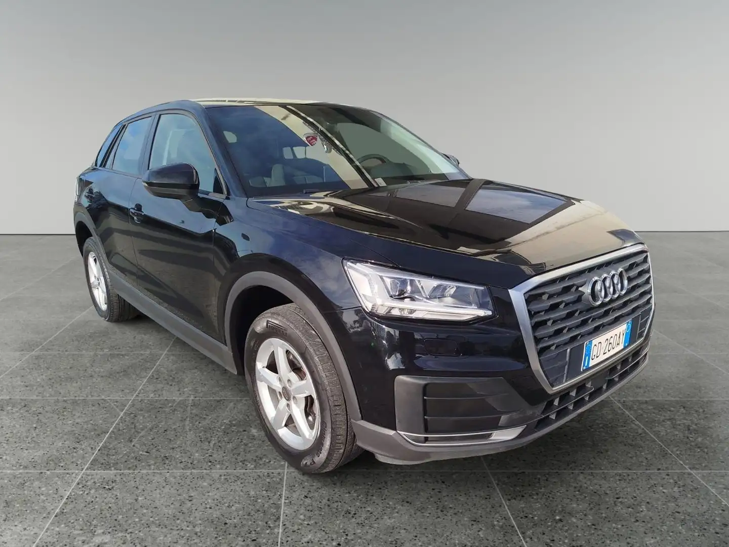Audi Q2 30 TDI S tronic Business Zwart - 1