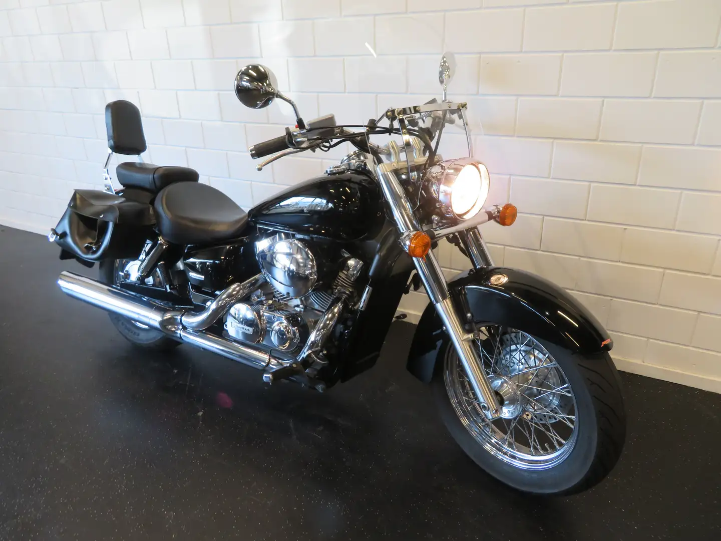 Honda VT 750 C SHADOW PERFECT! Zwart - 2