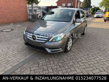 CDI*AUTOMATIK*NAVI*XENON*LEDER*ABSTAND*