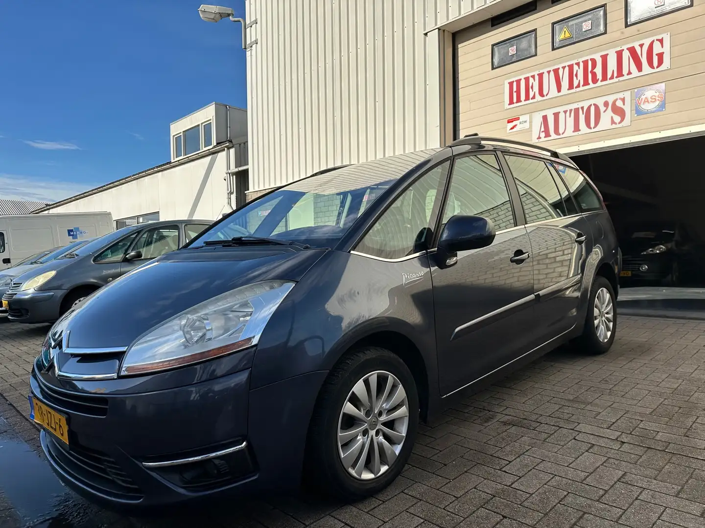 Citroen Grand C4 Picasso 1.6 THP Business 7p | Airco | Pano | APK | Trekhaa Paars - 1