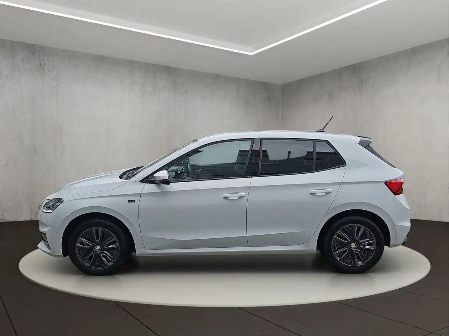 Skoda Fabia Drive 1.0 TSI Weiß - 2