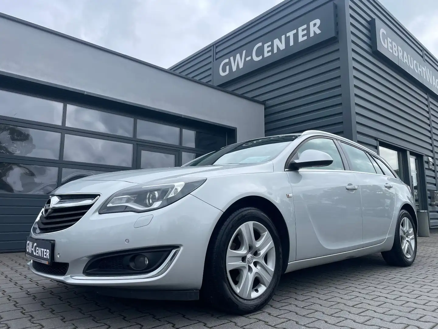 Opel Insignia Sports Tourer Edition Naviagtion 1.Hand Argent - 1