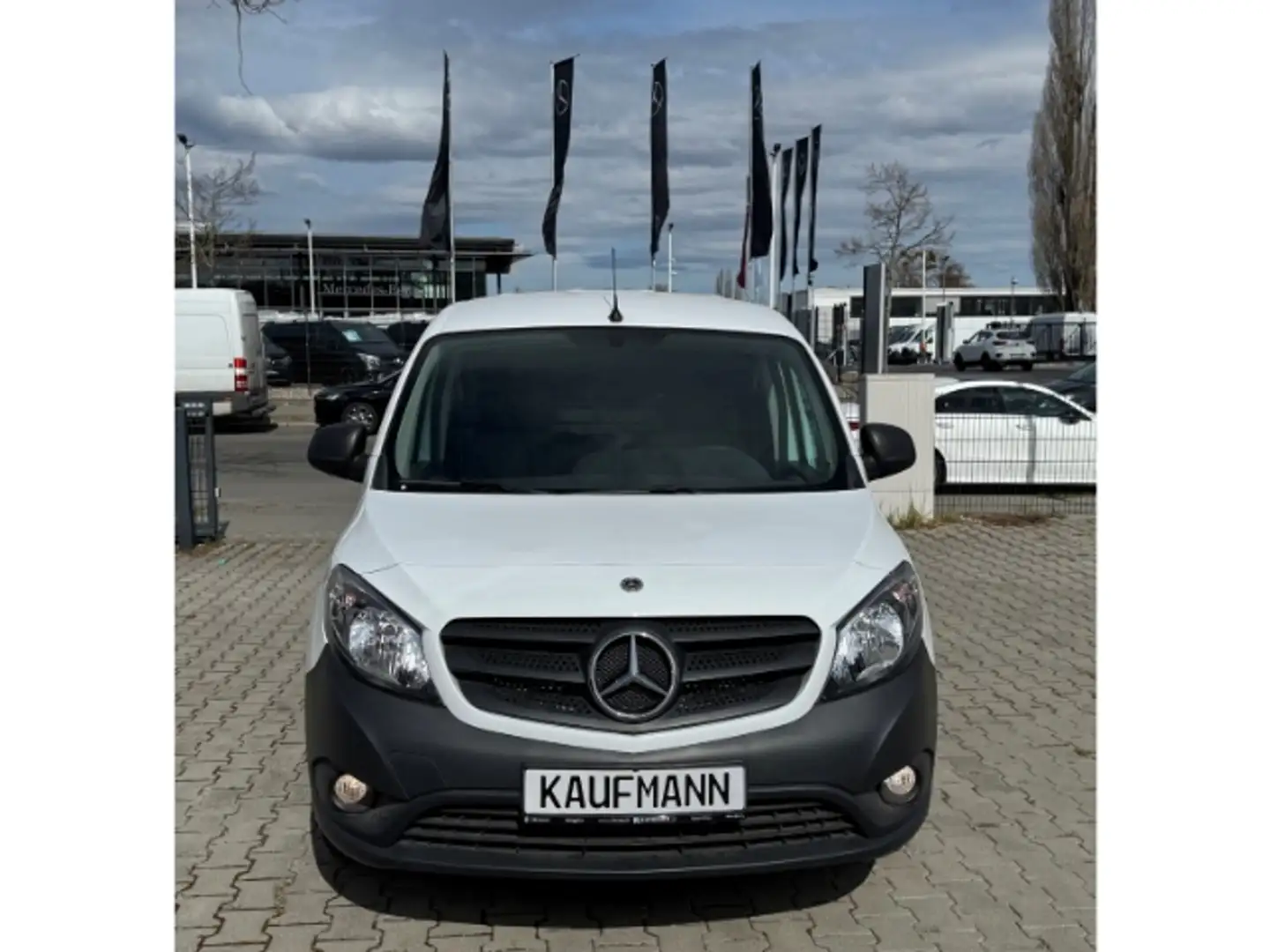 Mercedes-Benz Citan Kasten 108 CDI lang 1.Hand+Klima Beyaz - 2
