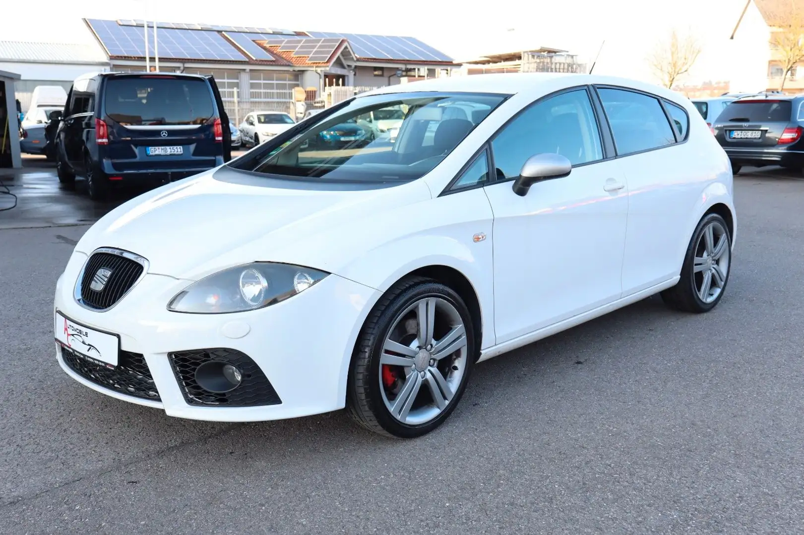 SEAT Leon FR 2.0TDI KlimAut_Sitzhz_Tempomat_ Blanc - 1