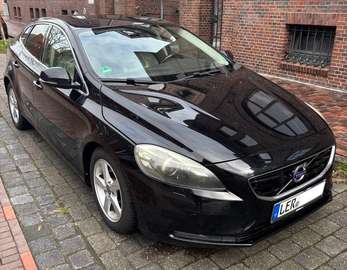 V40 D2 Powershift Momentum