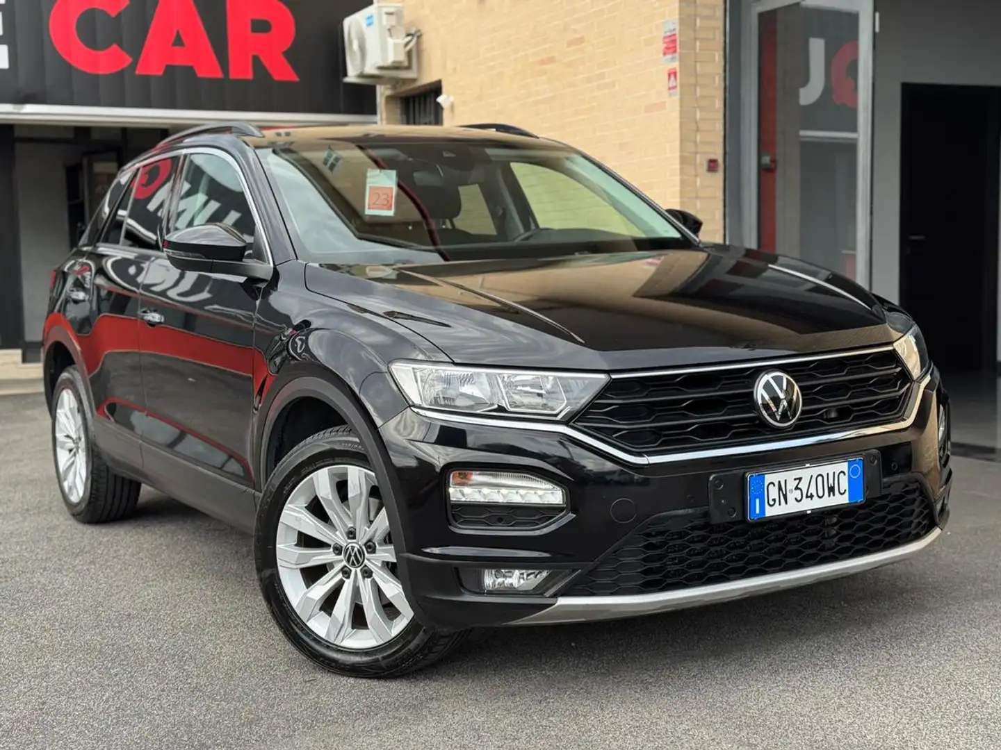 Volkswagen T-Roc 1.0 TSI Business BlueMotion Technology Noir - 1