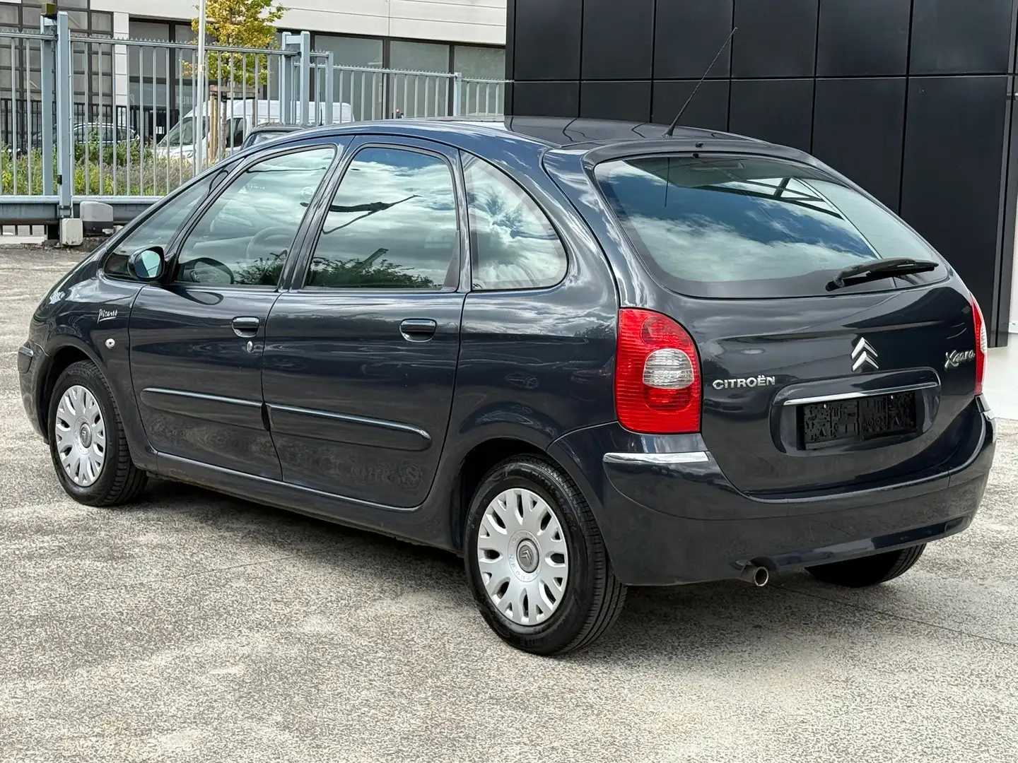 Citroen Xsara Picasso 1.6 ESSENCE - AIRCO - CONTRÔLE TECHNIQUE OK Noir - 2