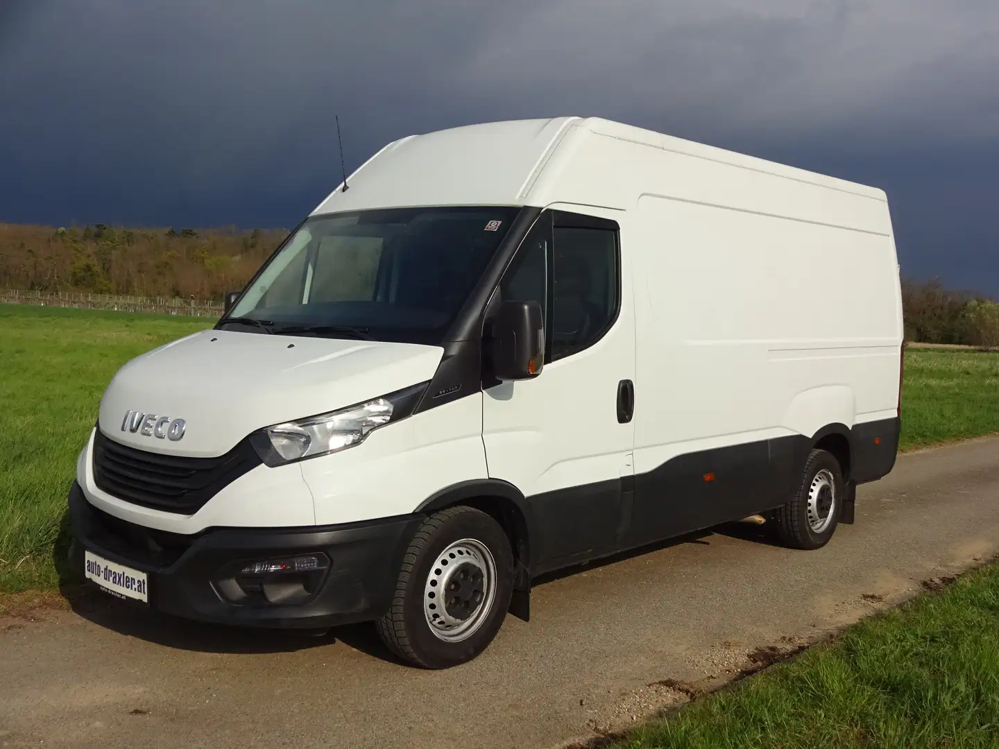 Iveco Daily HKa 35 S 14 HV Radstand 3520 L Weiß - 1