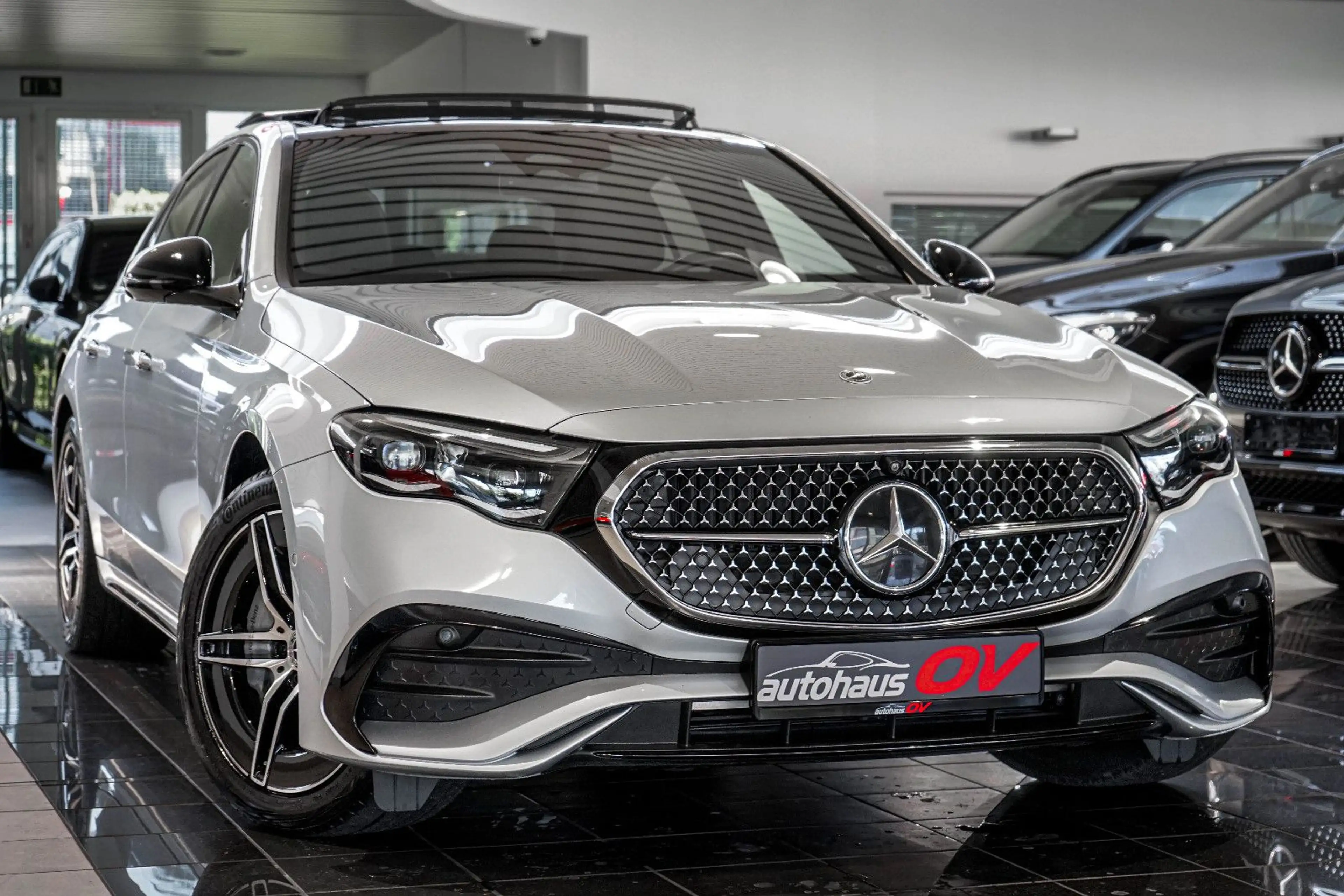 Mercedes-Benz E 300 de 4M AMG Premium*Head*Superscren*Distr*SD — photo 14