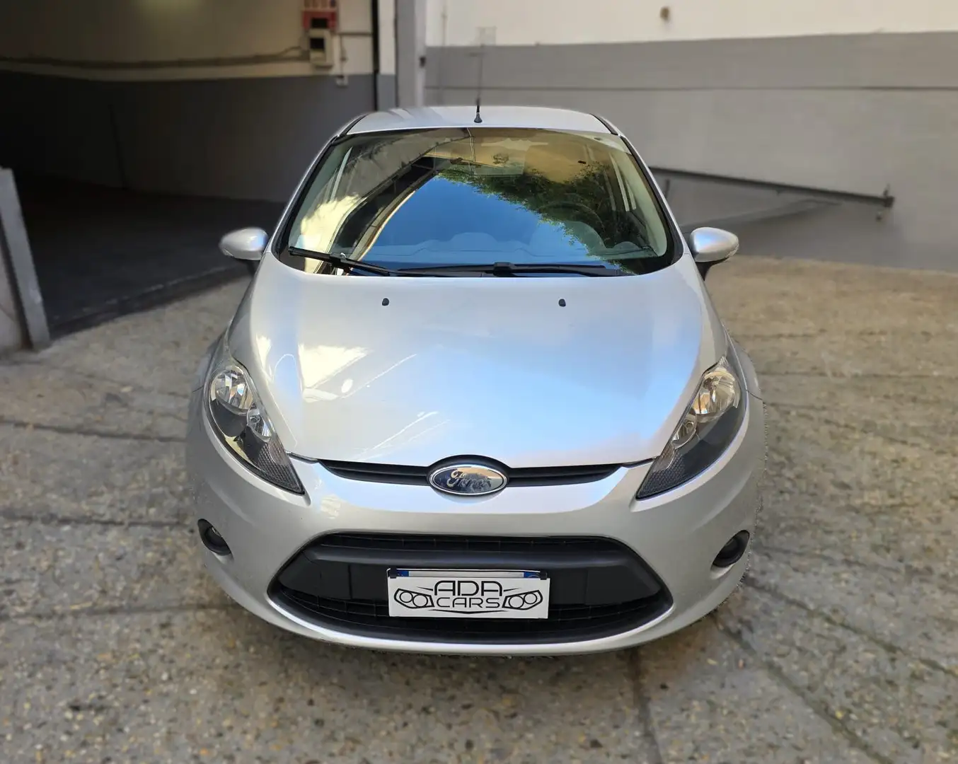 Ford Fiesta 1.4 - 96 CV - 5 PORTE - AUTOMATICA Gris - 2