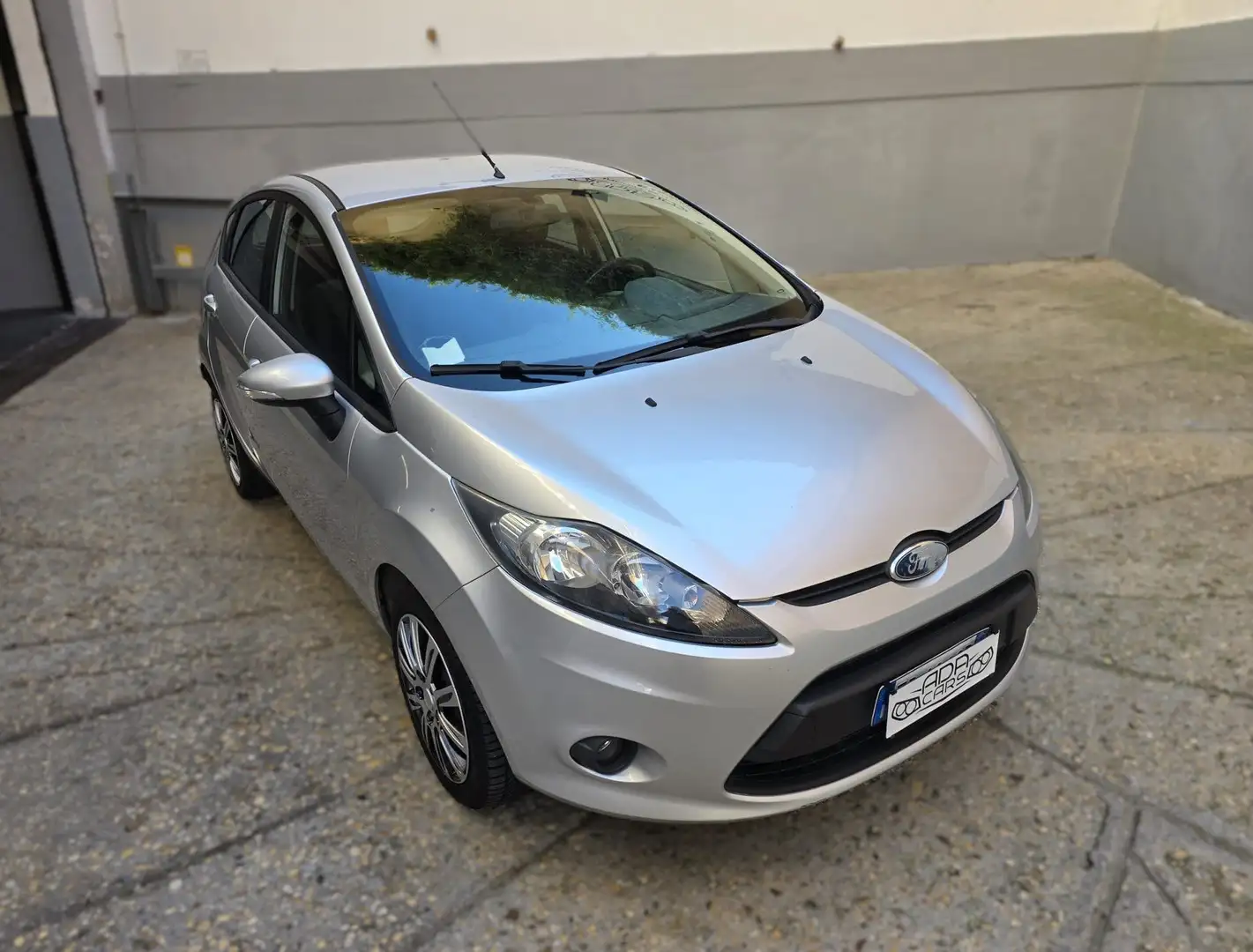 Ford Fiesta 1.4 - 96 CV - 5 PORTE - AUTOMATICA Gris - 1