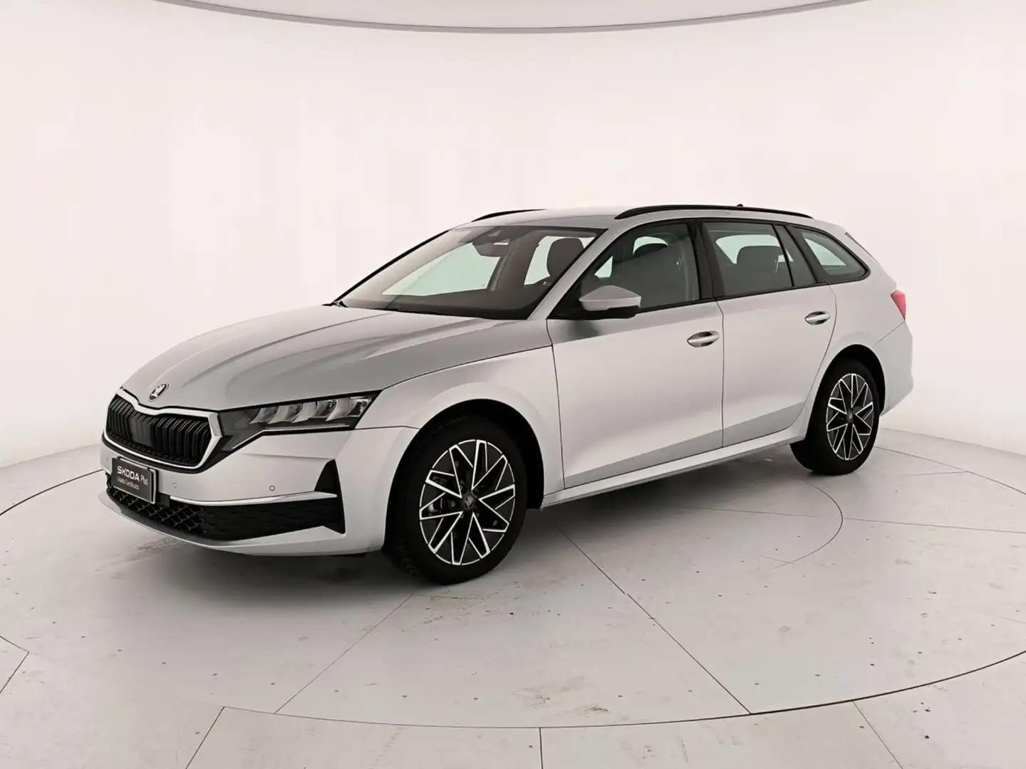 Skoda Octavia wagon 2.0 tdi executive 150cv dsg Argento - 1