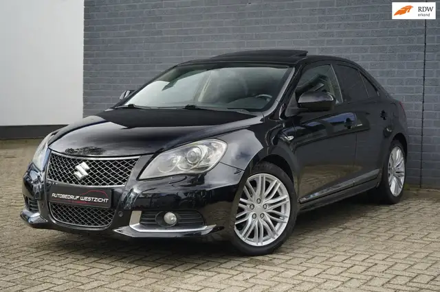 Suzuki Kizashi 2.4 Sport 4x4 Automaat, Leder, Schuifdak, PCD