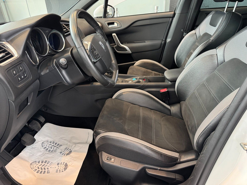 DS Automobiles DS 4 DS 4 Basis — photo 10