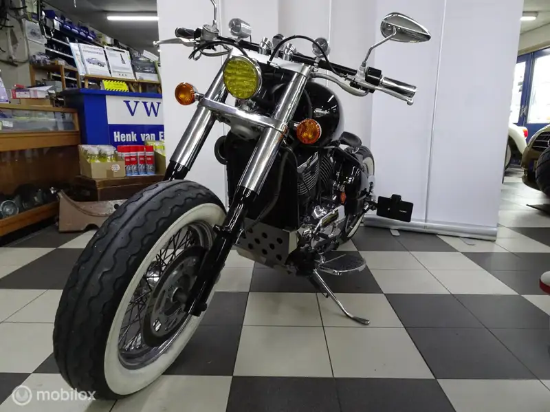 Kawasaki VN 800 - foto 2