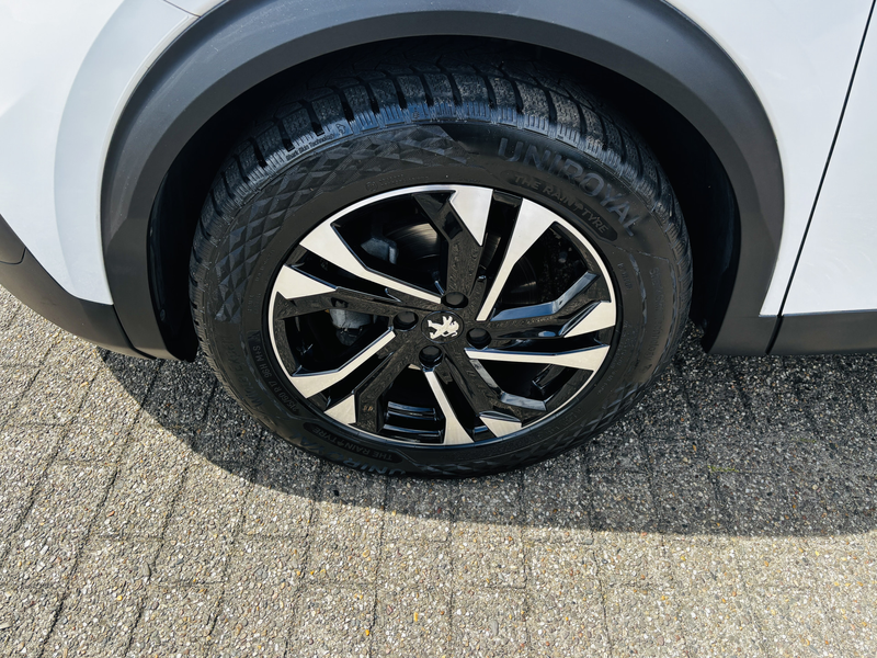 Peugeot 2008 1.2T 130Pk Allure Pack * DEALER OH * TREKHAAK * CA — photo 24