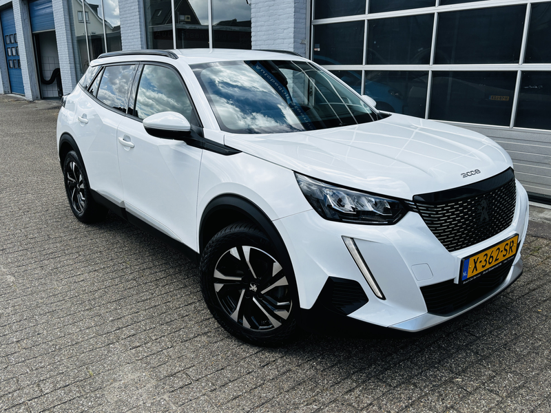 Peugeot 2008 1.2T 130Pk Allure Pack * DEALER OH * TREKHAAK * CA — photo 3