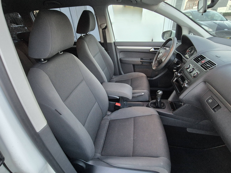 Volkswagen Touran 7 Sitzer Trendline 1.2 EURO 5 Klima 6 Gang AHK — photo 14