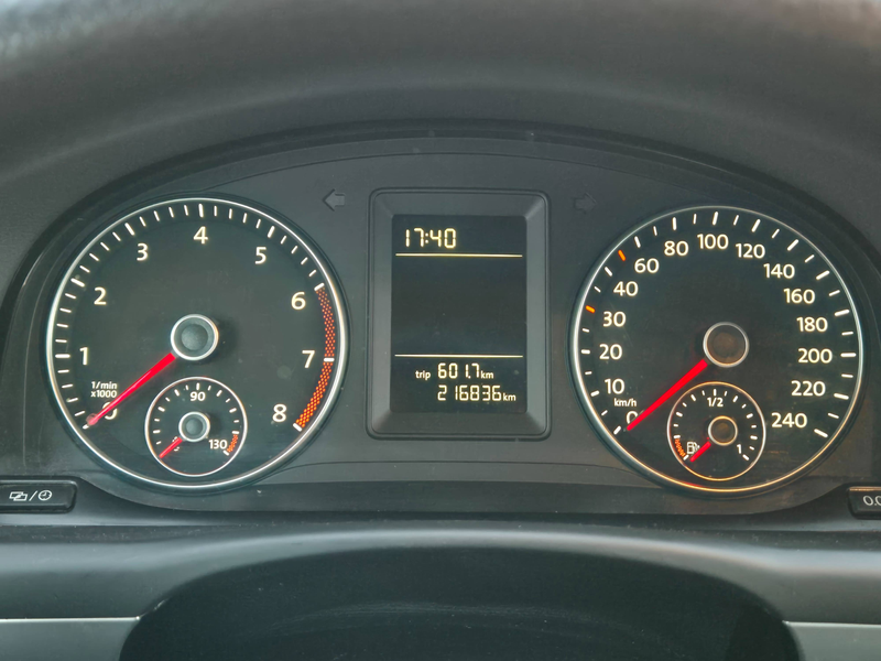 Volkswagen Touran 7 Sitzer Trendline 1.2 EURO 5 Klima 6 Gang AHK — photo 9