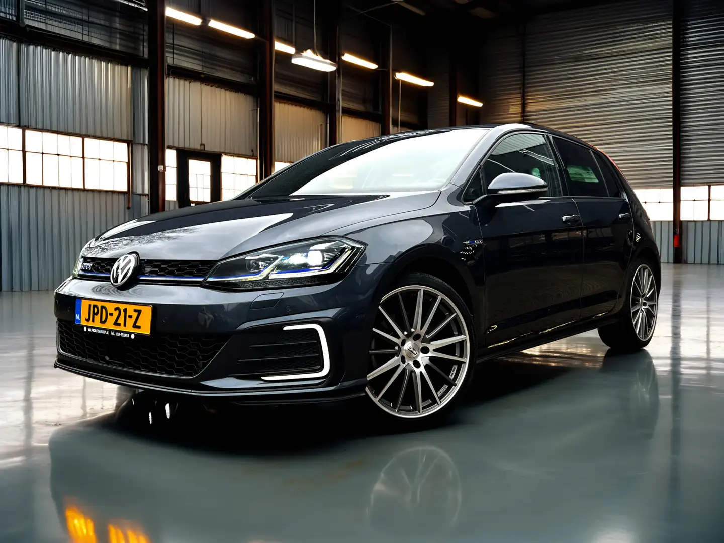 Volkswagen Golf GTE 1.4 TSI PHEV Albastru - 1