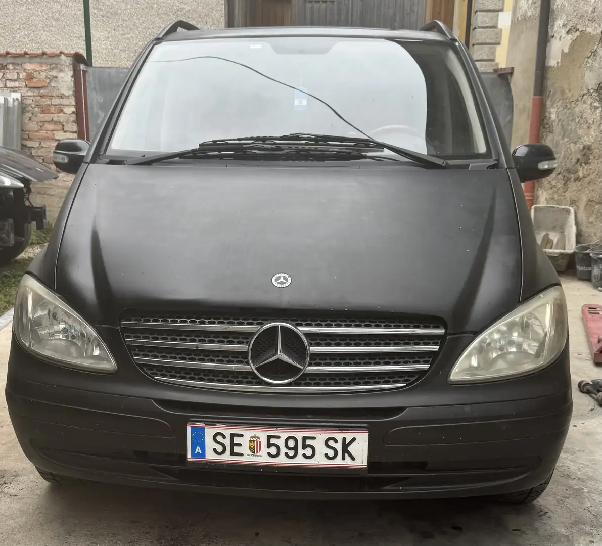 Mercedes-Benz Viano 2.2 CDI kompakt Ambiente Schwarz - 1