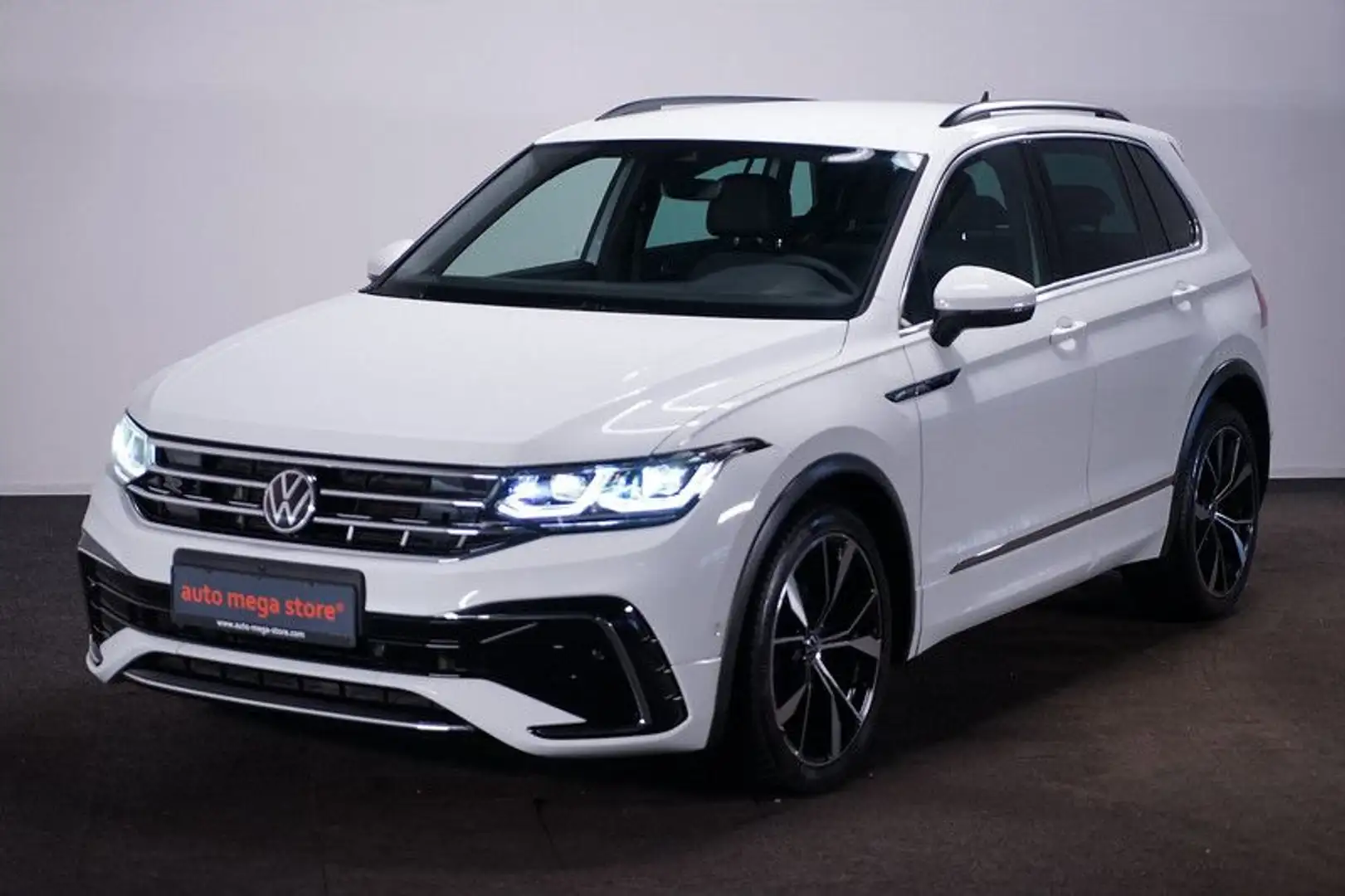 Volkswagen Tiguan 2.0 TDI R-Line DSG*Navi*RFK*Matrix*ACC* Weiß - 1