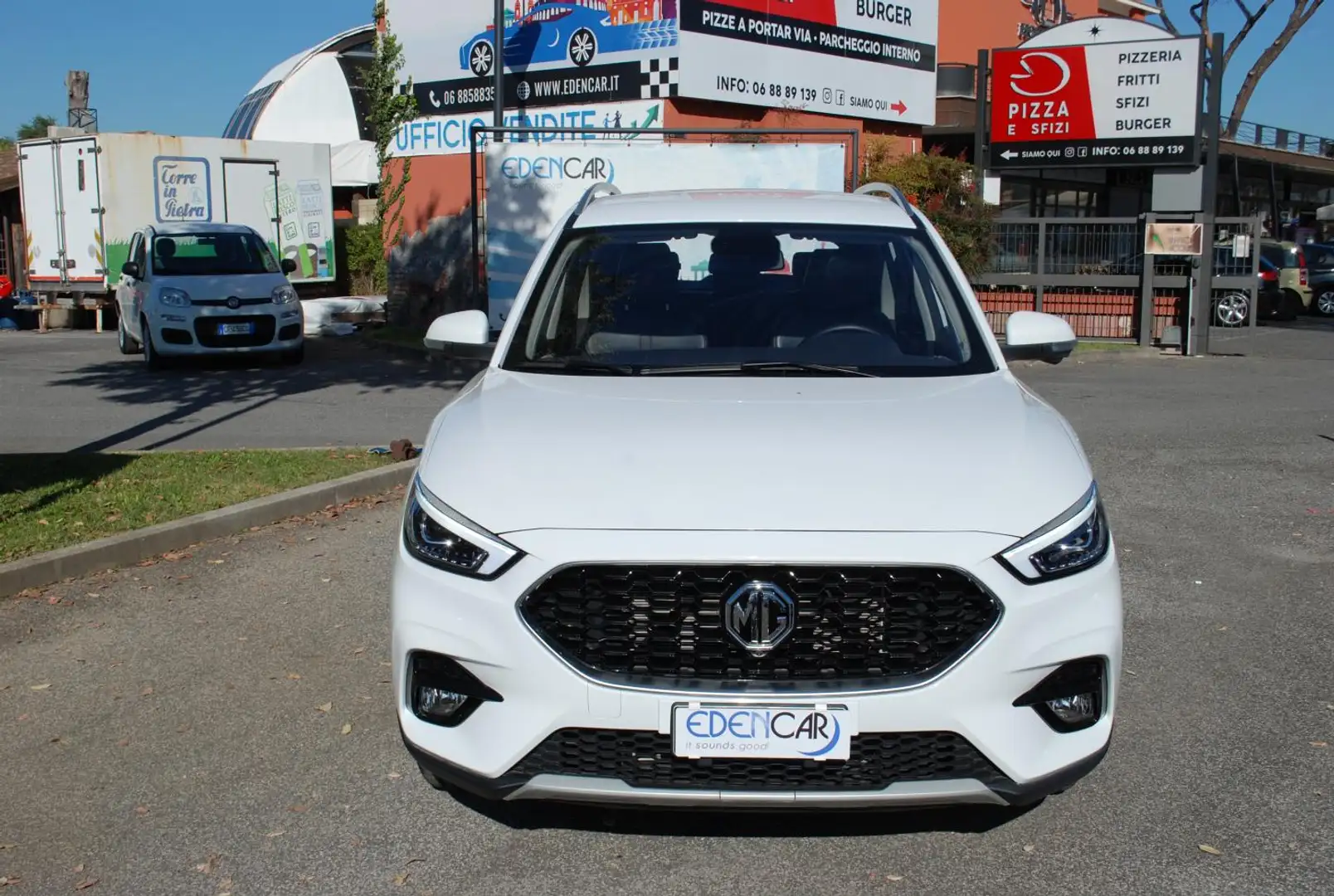 MG ZS 1.5 Luxury - 2