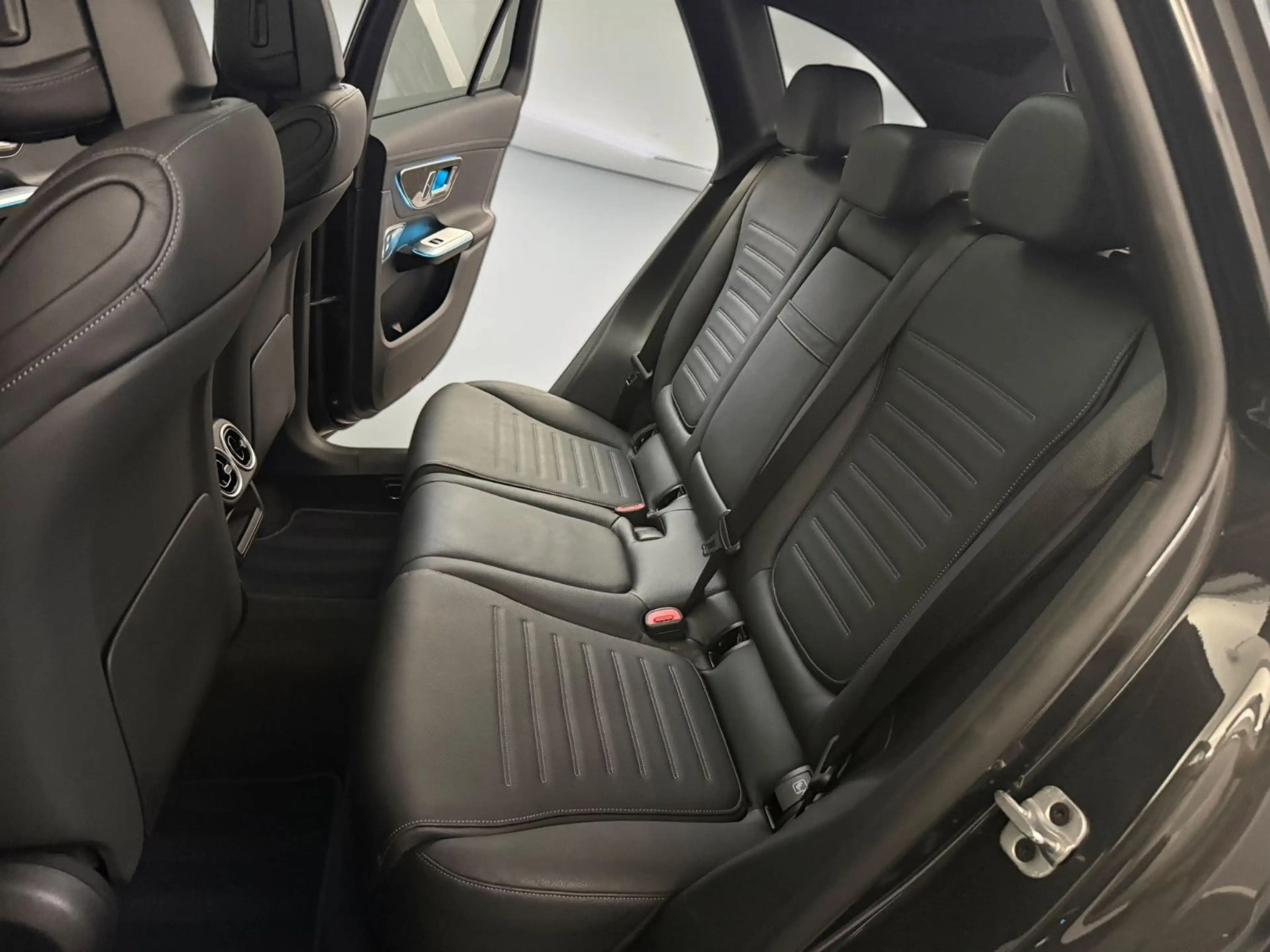 Mercedes-Benz GLC 300 de 4M AMG PREMIUM*PANO*ACC*360*MEMO*BURM — photo 15