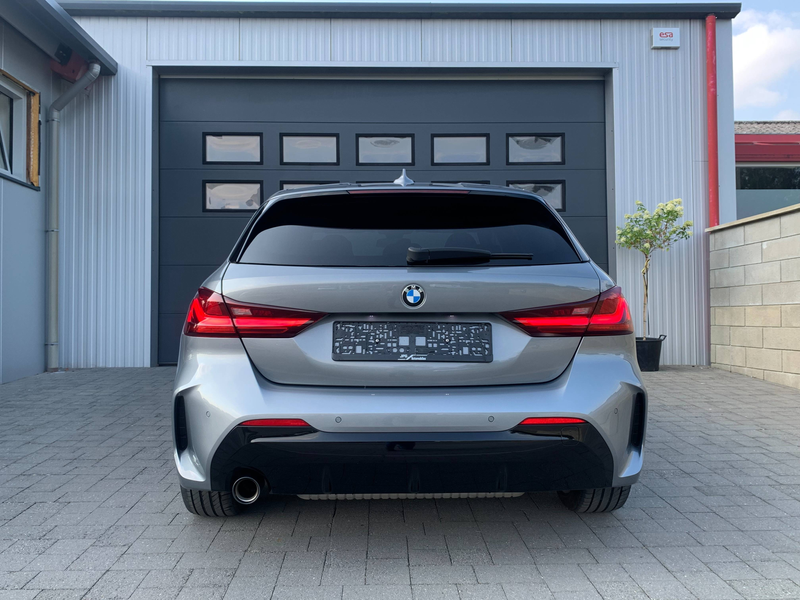 BMW 118 118iA OPF — photo 2