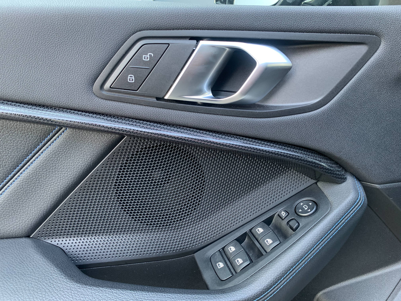 BMW 118 118iA OPF — photo 9