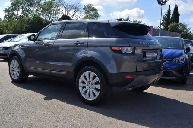 Land Rover Range Rover Evoque view 5
