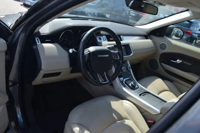 Land Rover Range Rover Evoque view 8