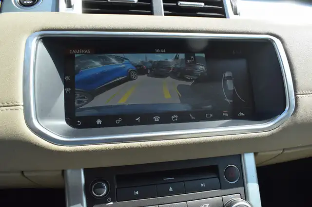 Land Rover Range Rover Evoque view 4