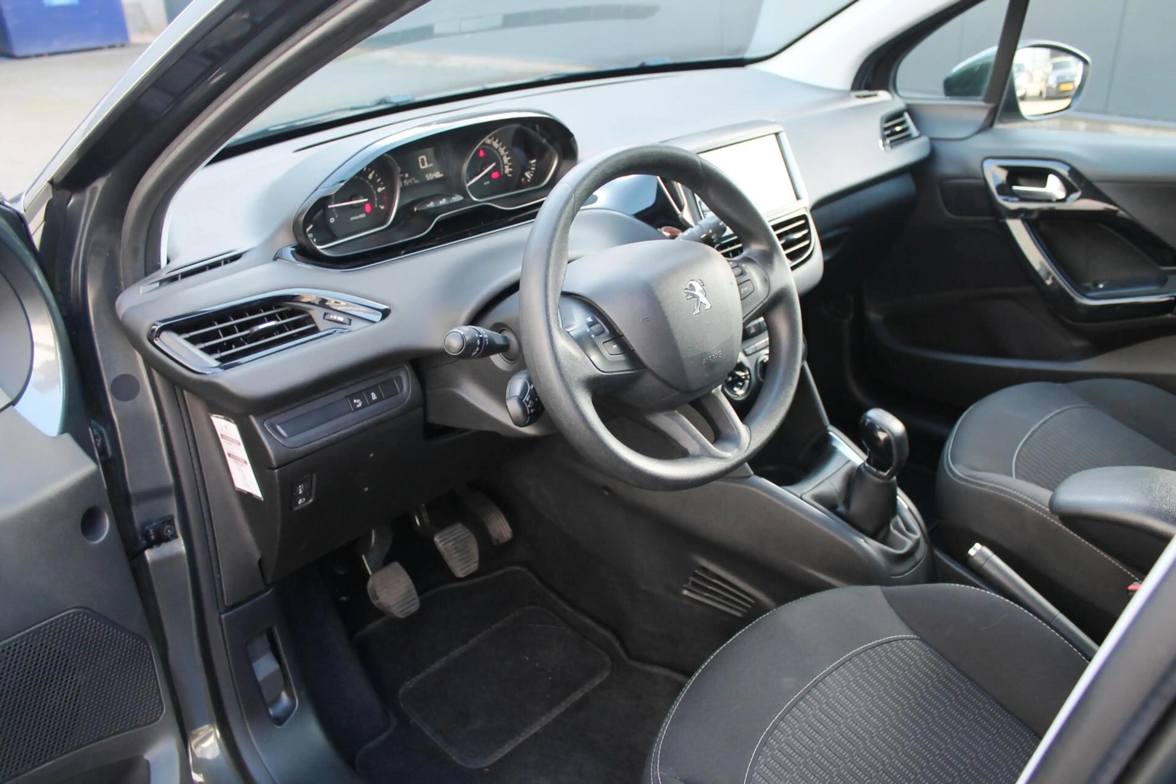 Peugeot 208 1.2 PureTech | Navi | Parkeersensoren | Cruise — photo 12