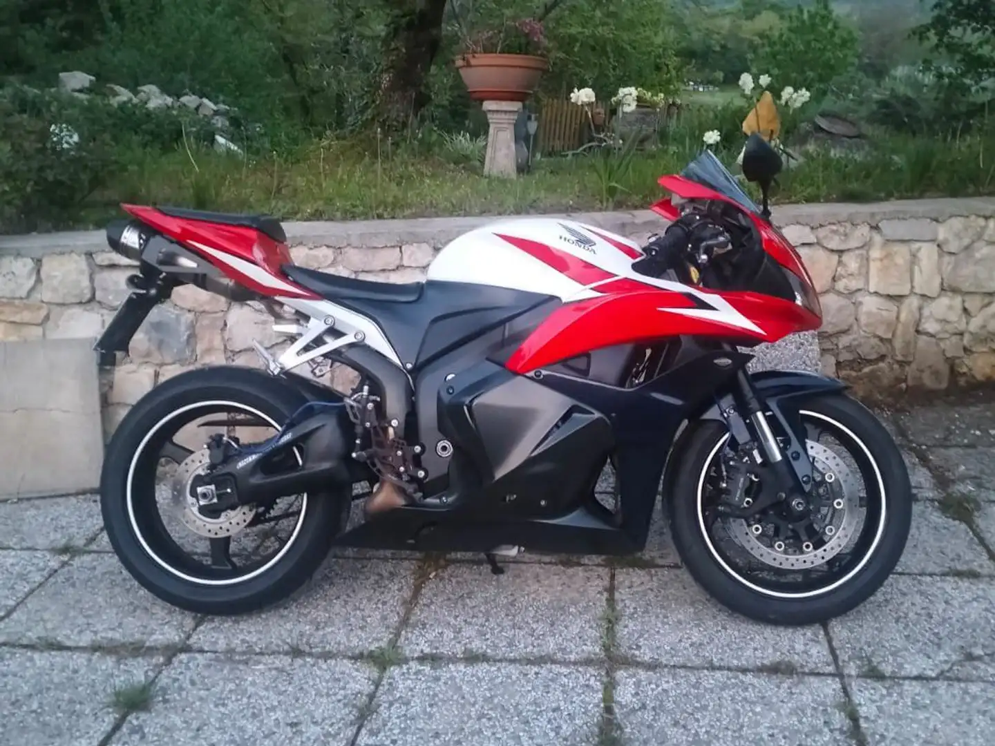 Honda CBR 600 RR Rosso - 1