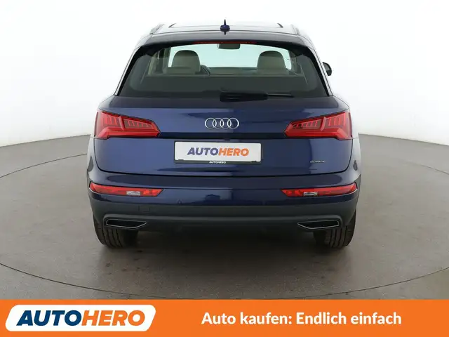 Audi Q5 view 5