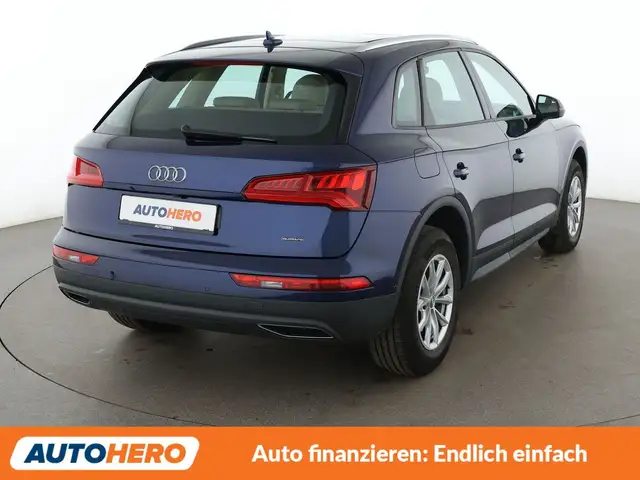 Audi Q5 view 6