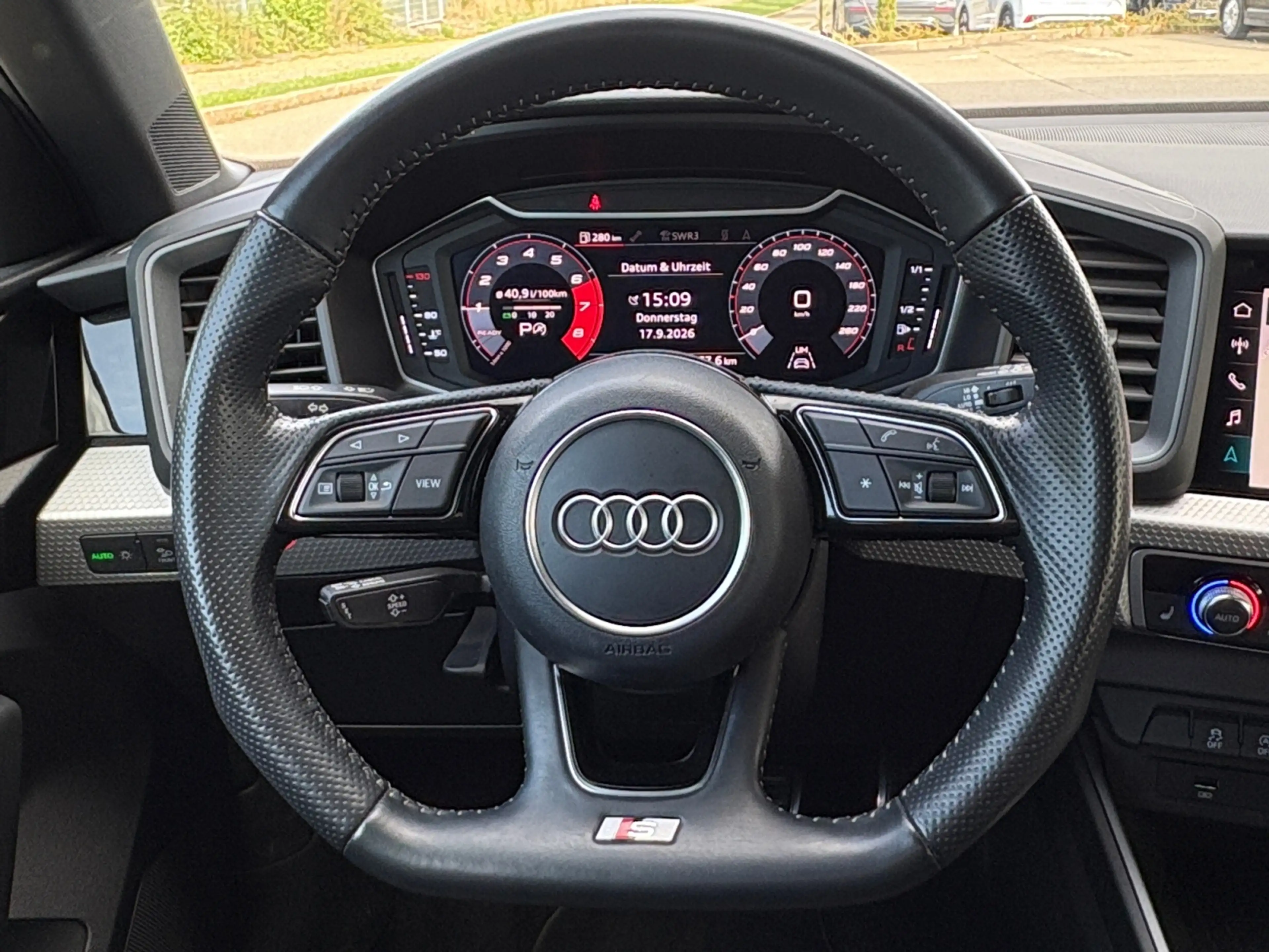 Audi A1 Sportback 30 TFSI S-Line MMI LED Kamera — photo 12