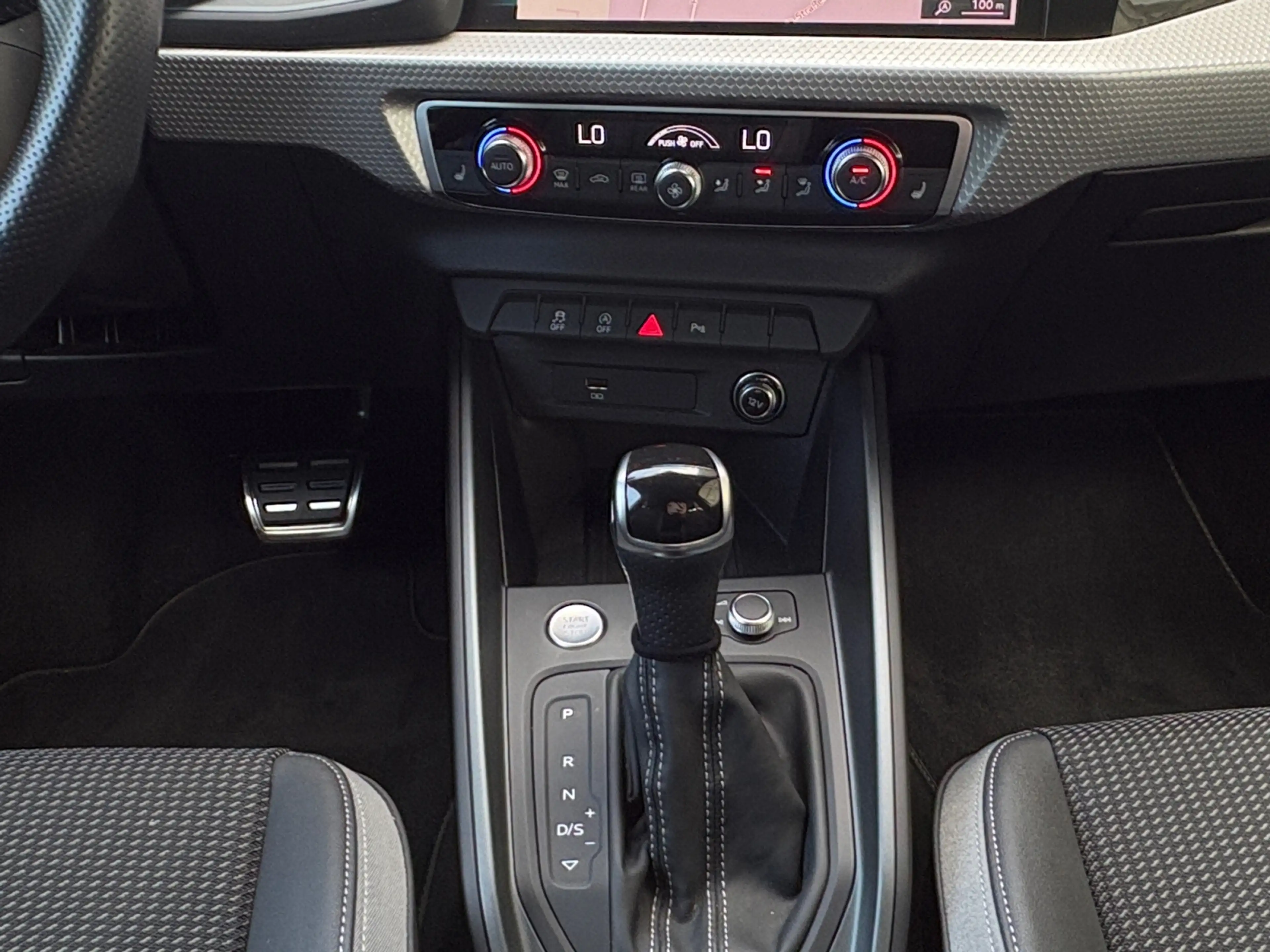 Audi A1 Sportback 30 TFSI S-Line MMI LED Kamera — photo 15