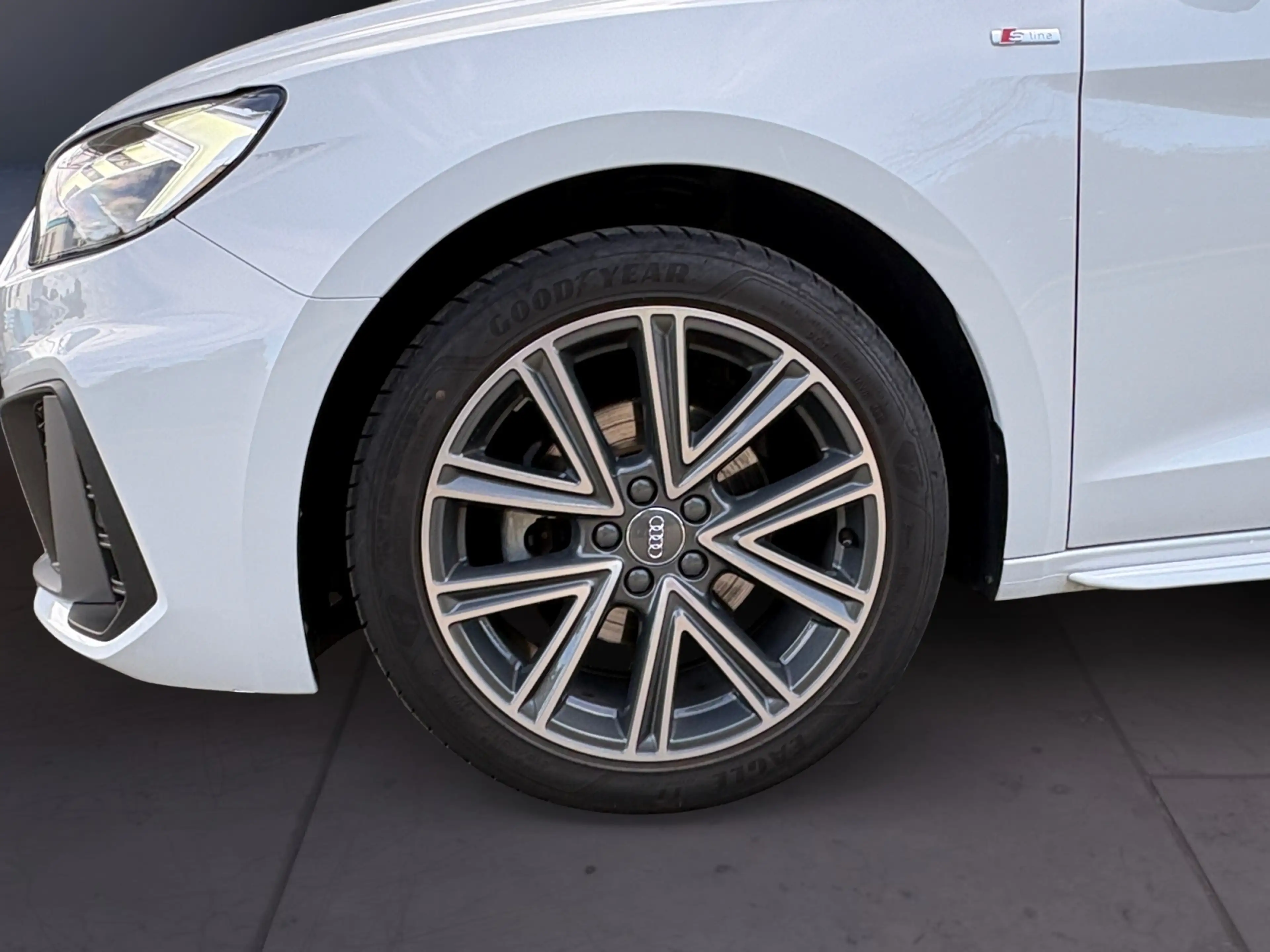 Audi A1 Sportback 30 TFSI S-Line MMI LED Kamera — photo 7