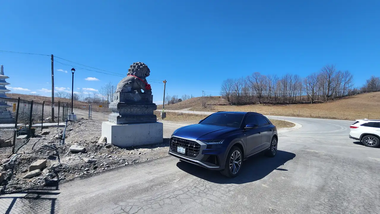 Audi Q8 снимка Audi Q8