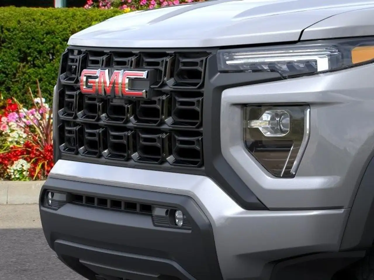 GMC Canyon снимка GMC Canyon