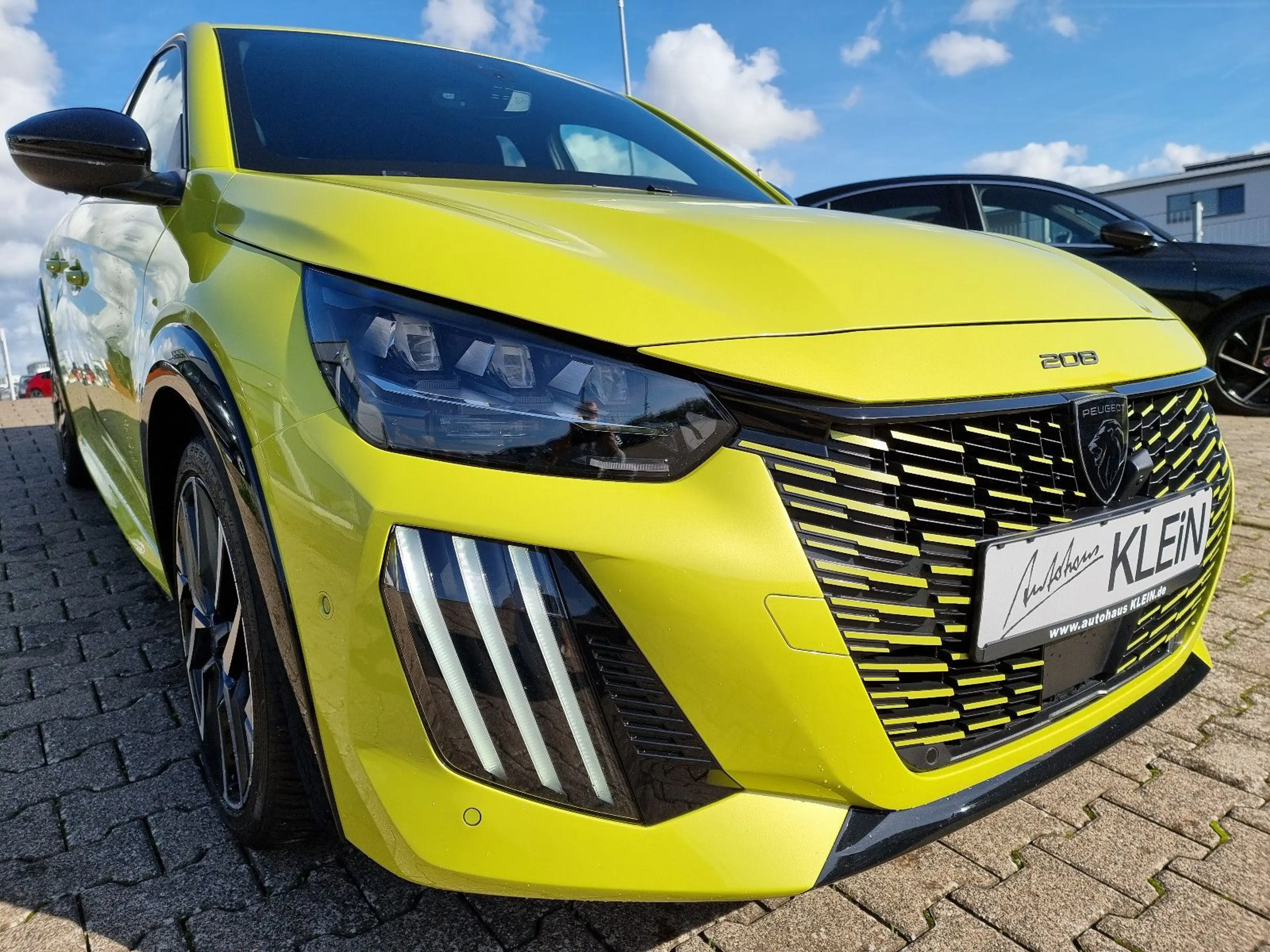 Peugeot 208 Hybrid 136 GT NAVI-INDUKTION-SHZ-CAM-KEYLESS — photo 10