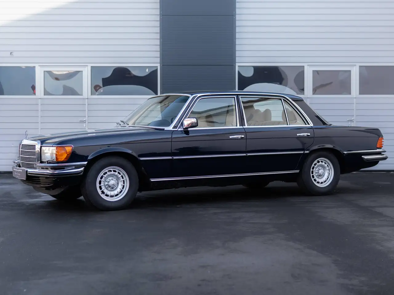 Mercedes-Benz 450 SEL 6.9, foto 1