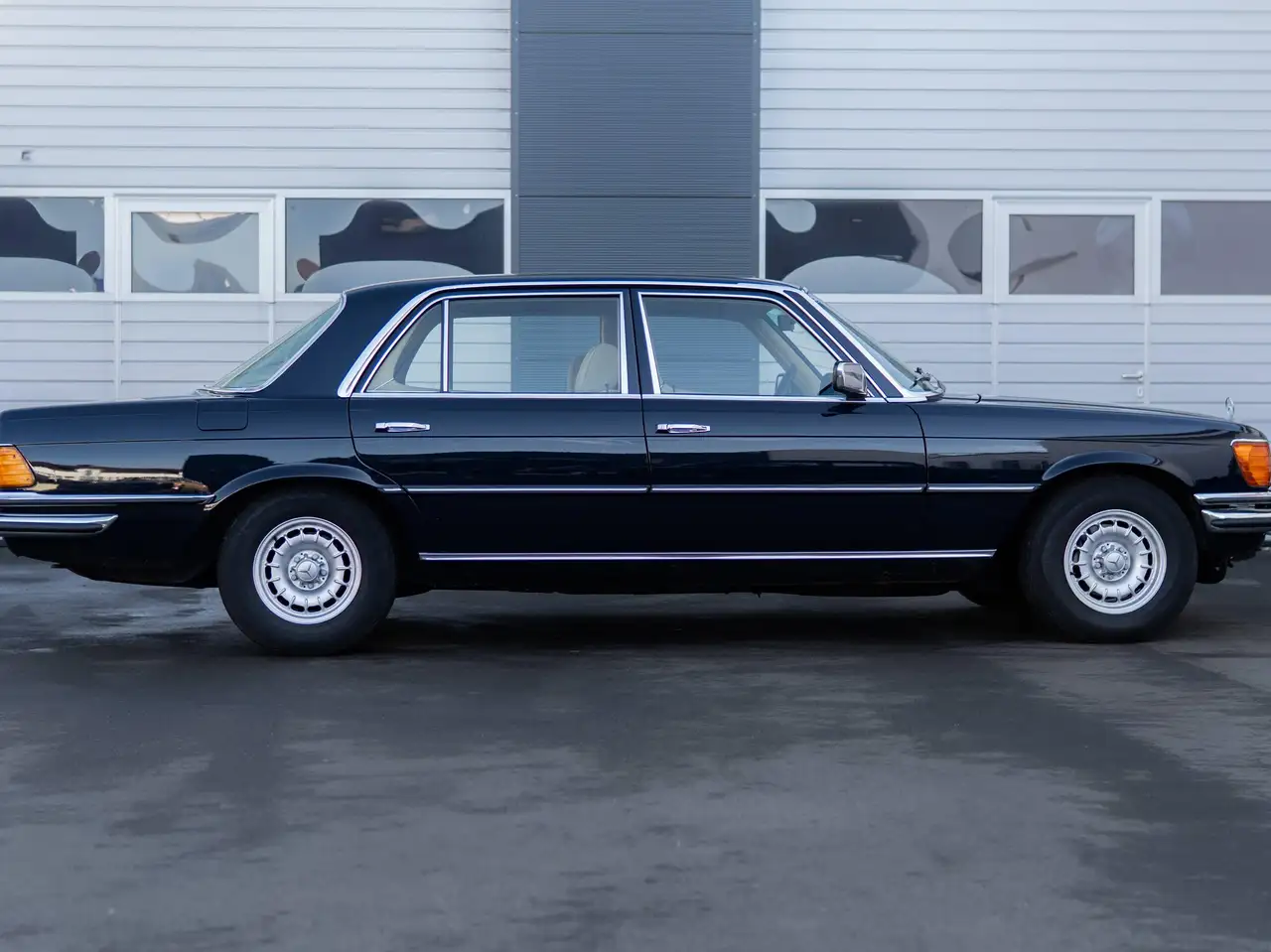 Mercedes-Benz 450 SEL 6.9, foto 3