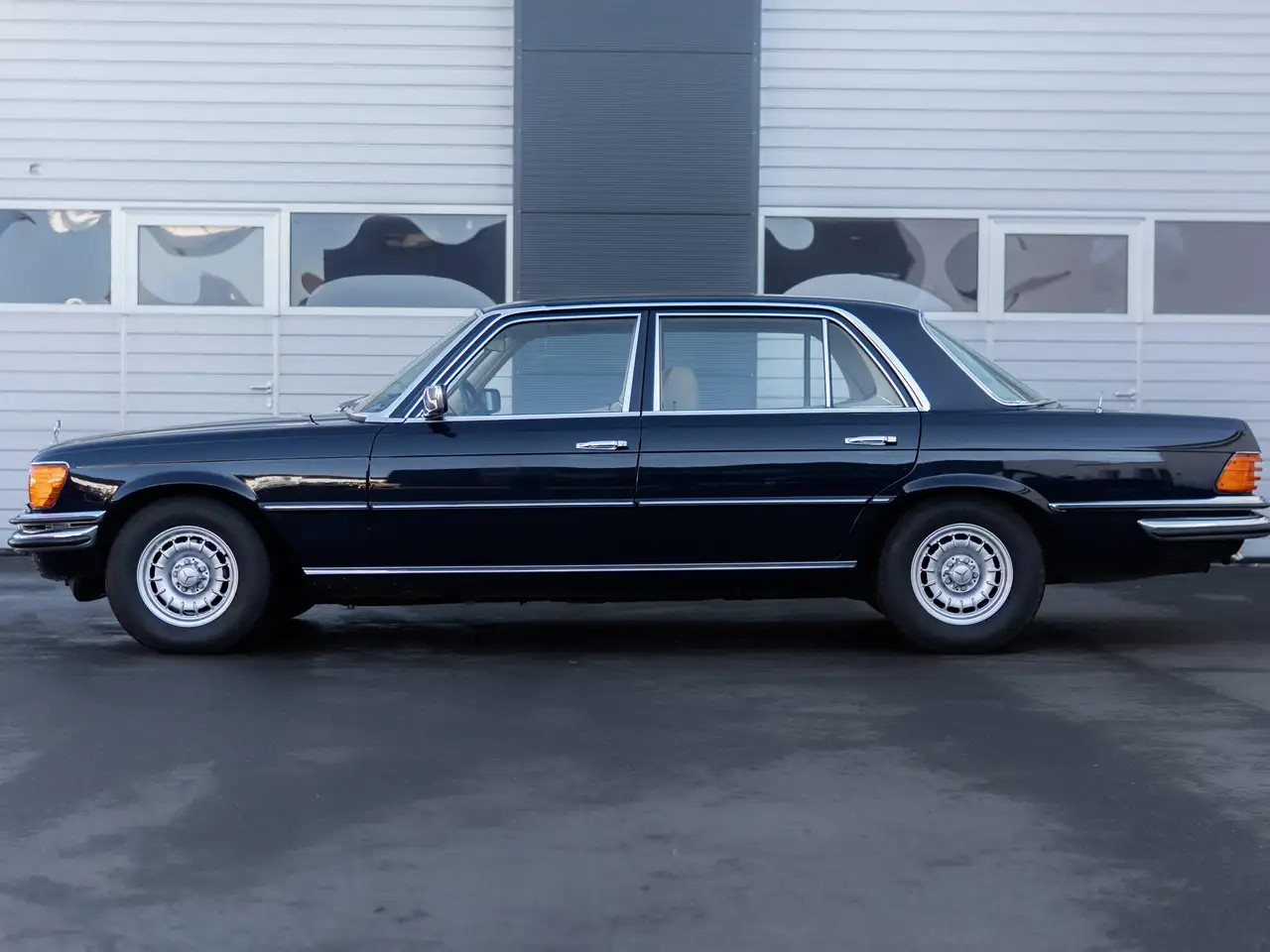 Mercedes-Benz 450 SEL 6.9, foto 4