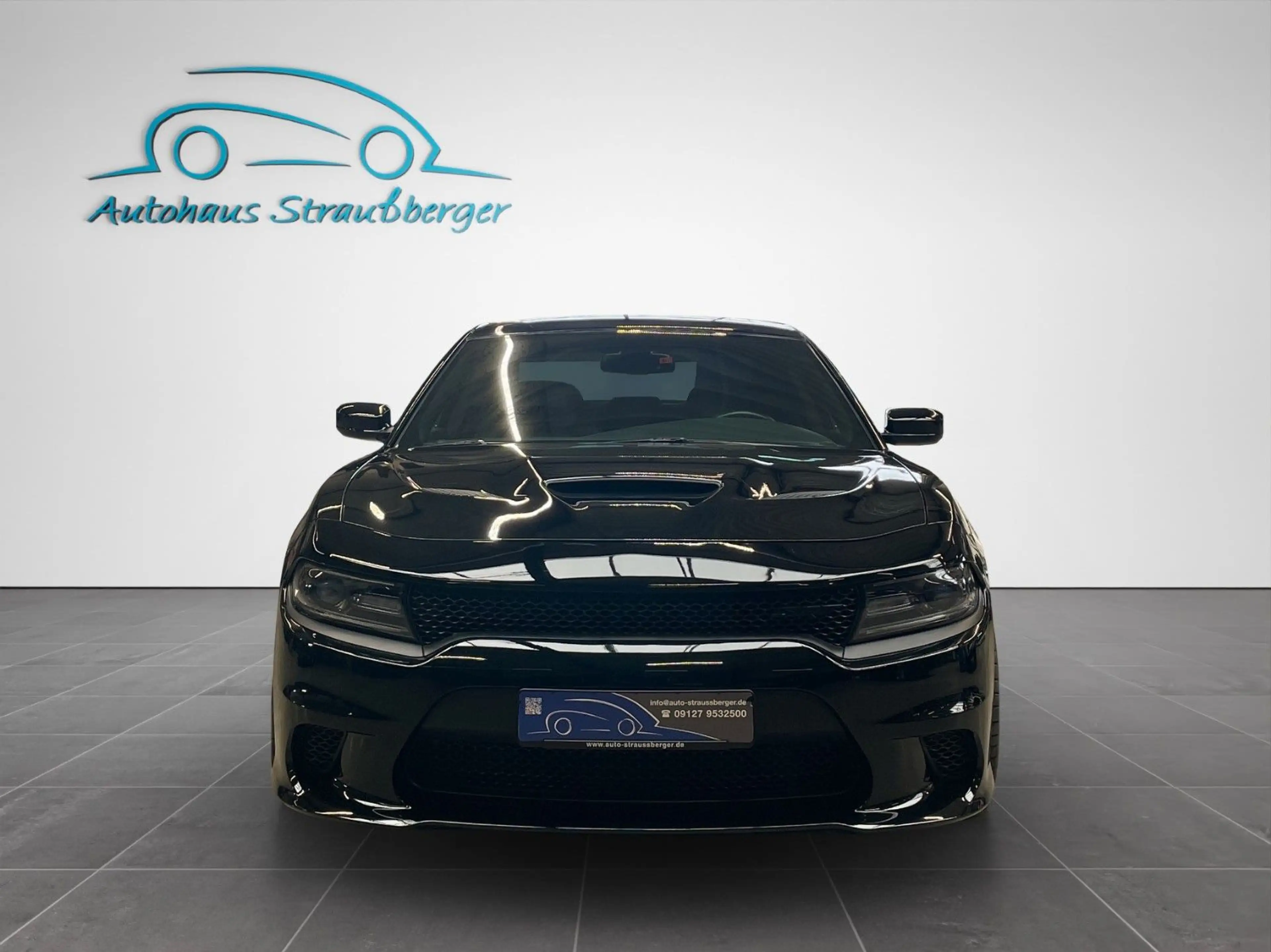 Dodge Charger SRT Hellcat — photo 6