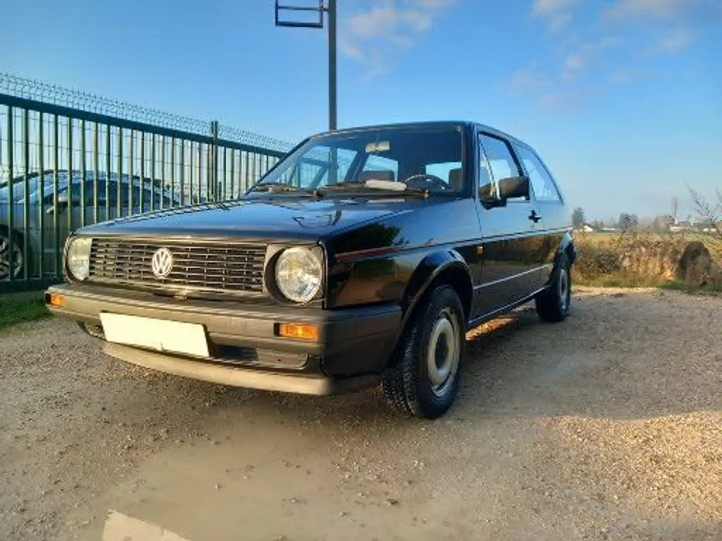 Volkswagen Golf VW MK2 / 90 S Negro - 1