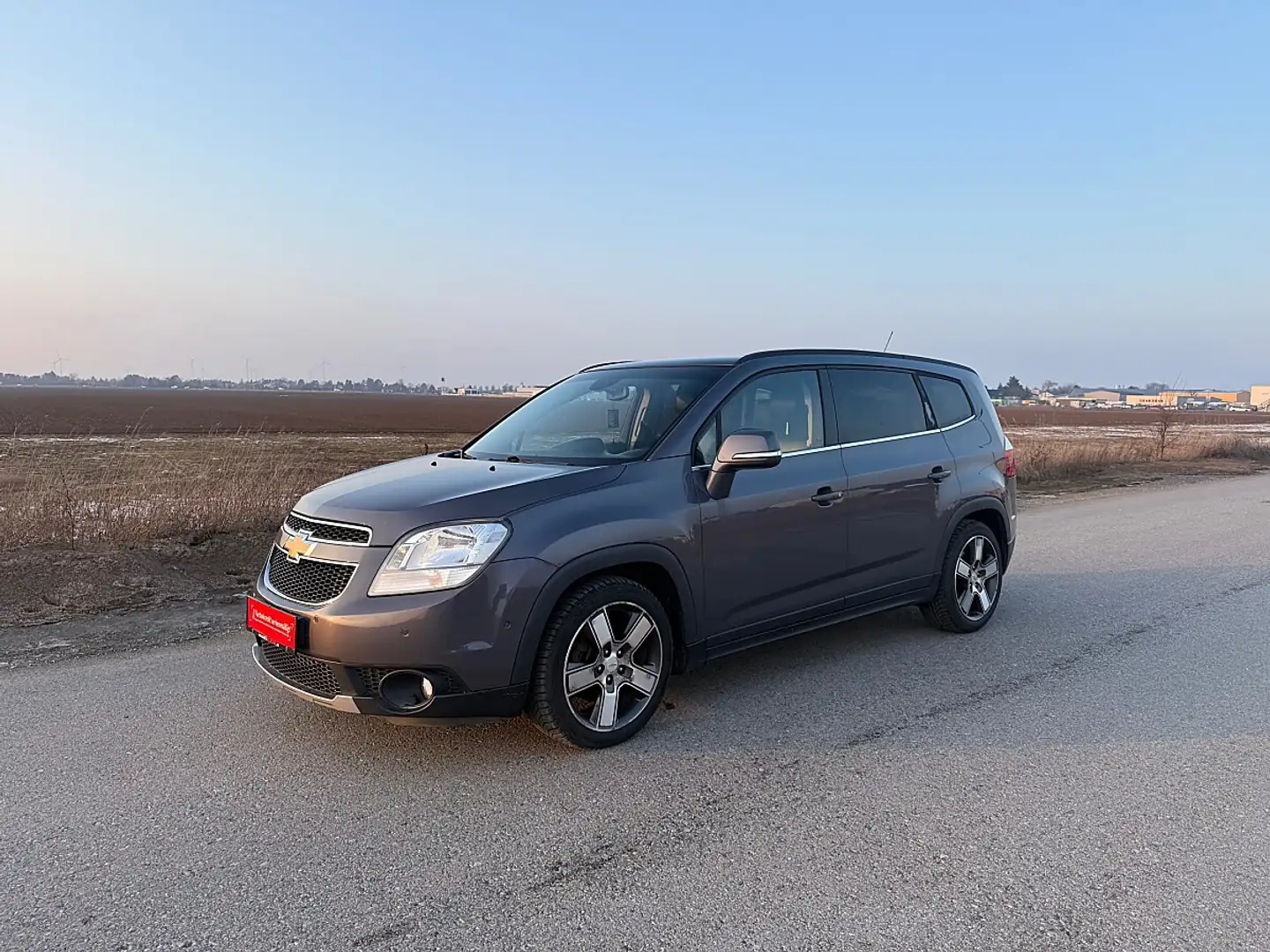 Chevrolet Orlando 2,0 LTZ+ Aut. *7 Sitze* Grau - 2
